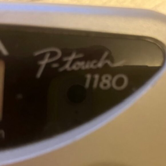 Brother PT-1180 Labeling System - Picture 4 of 6